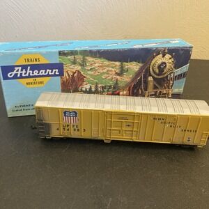 HO Scale Athearn Weathered‎ UPFE Union Pacific Fruit Express 57' Reefer